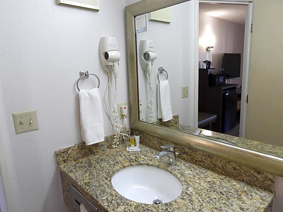 Super 8 by Wyndham Westminster Denver North