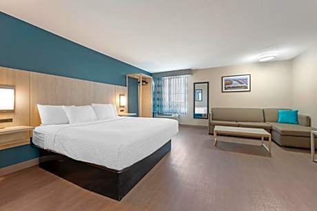 King Suite with Sofa Bed