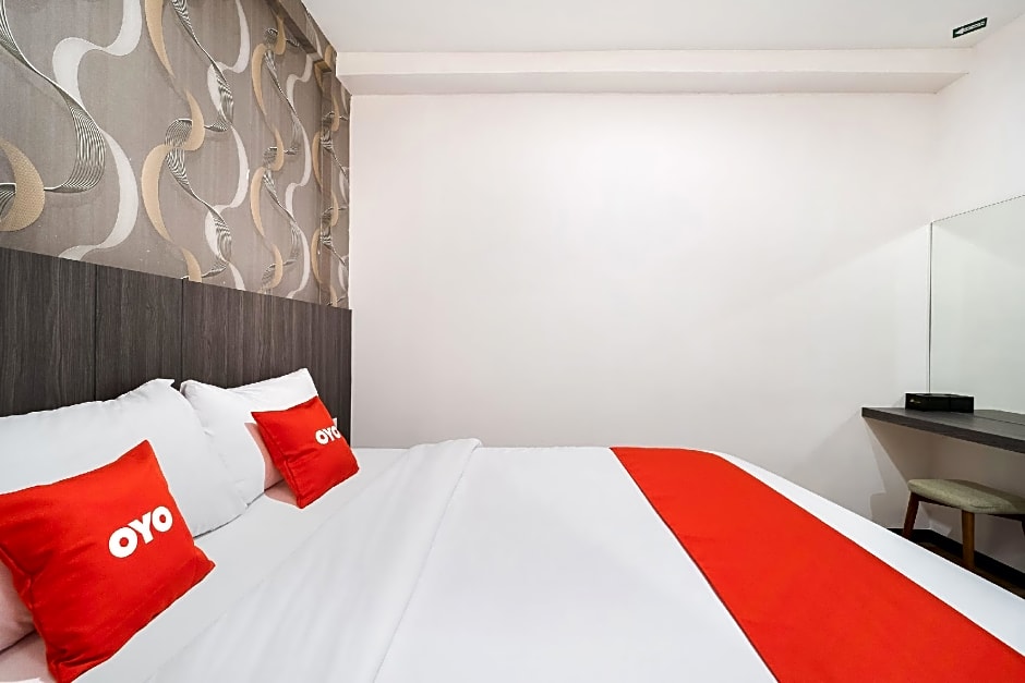 Capital O 89386 Stay 365 Hotel