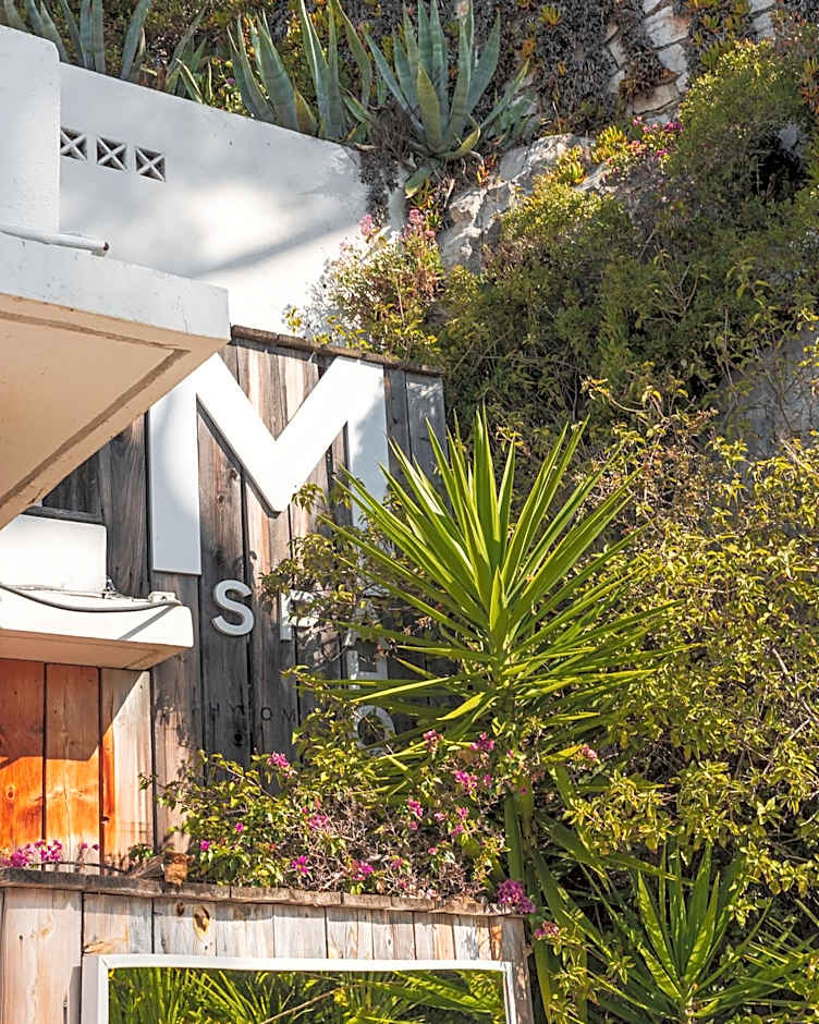 Hotel de La Plage - Mahogany