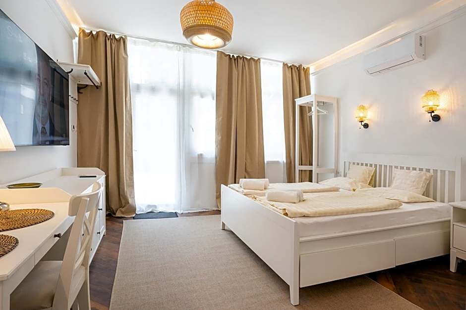 Renegade Hotel