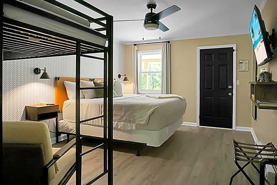 Hickory Falls Inn
