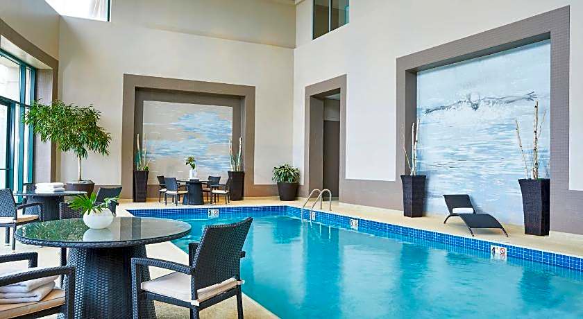 Renaissance Chicago Glenview Suites Hotel