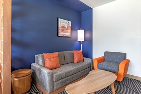 King Suite with Roll - In Shower - Disability Access