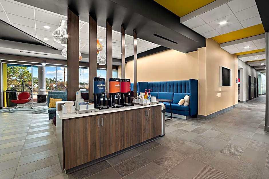 Tru by Hilton Santee