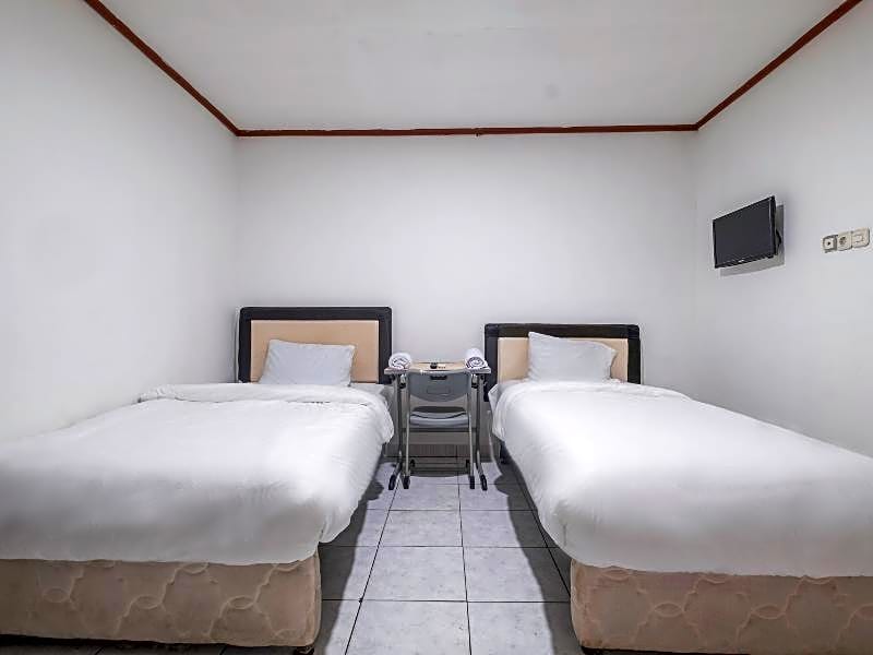 OYO Life 2391 Baladewa Residence Syariah