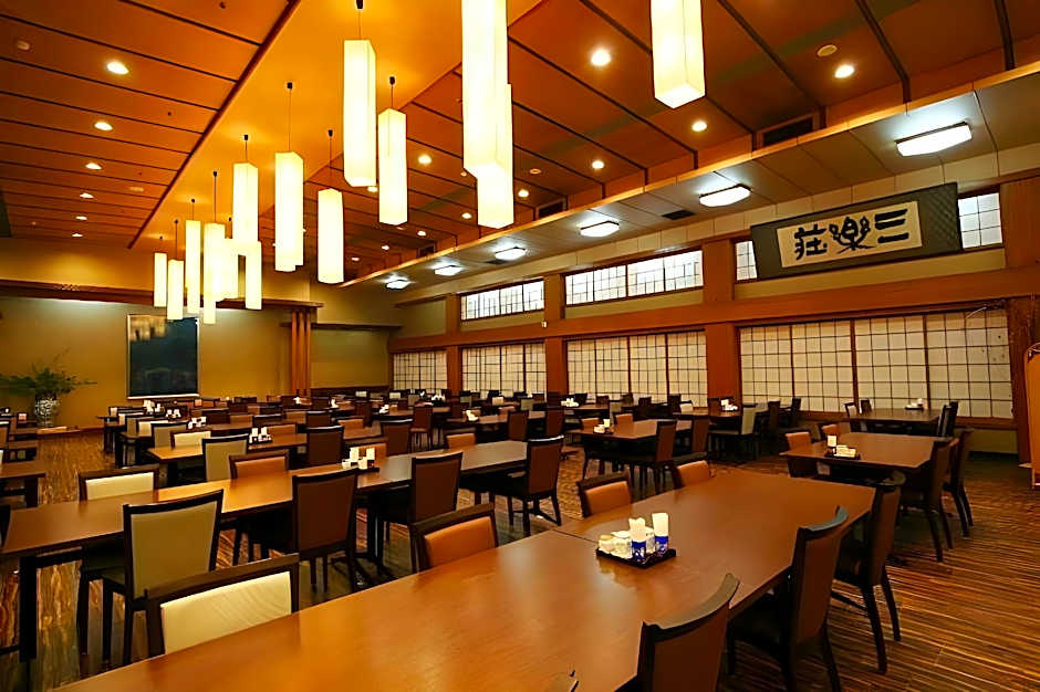 Hotel Sanrakuso