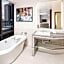 West 57th Street By Hilton Club