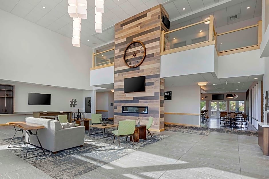 Best Western Plus Peppertree Nampa Civic Center Inn