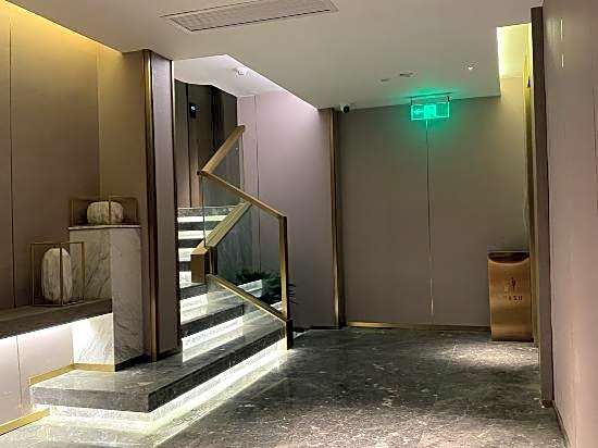 Guanjia Hotel（Guangzhou Beijing Road Pedestrian Street）