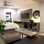 House Hotel