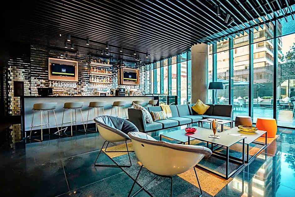 Ola Santiago Providencia, Tapestry Collection by Hilton