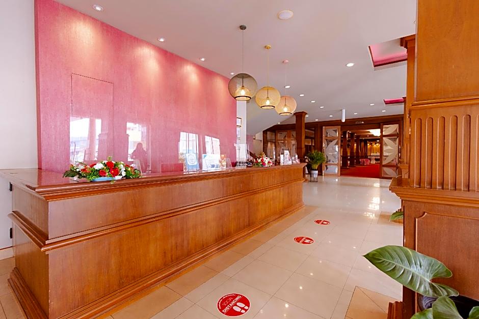 Chumphon Gardens Hotel