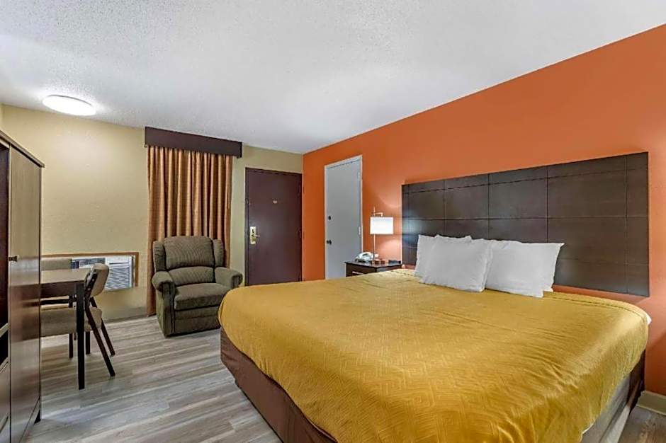 Econo Lodge Urbandale