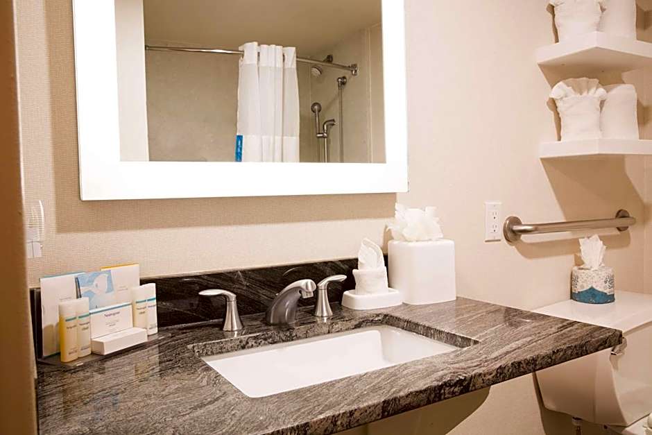 Hampton Inn By Hilton And Suites Seattle-Downtown