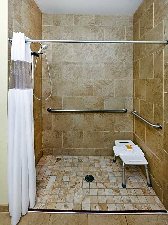 La Quinta Inn & Suites by Wyndham Dickinson