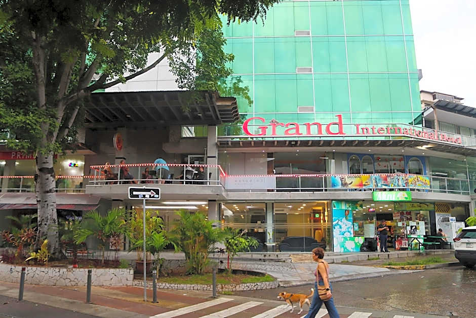 Grand International Hotel