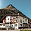 Hotel Alpina