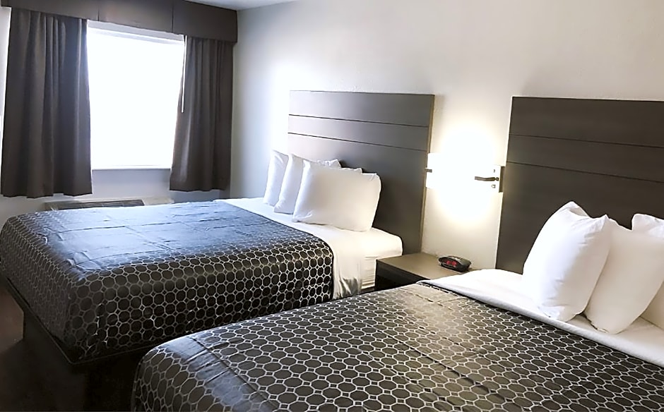 Sky Palace Inn By Jasper Near AT & T Center