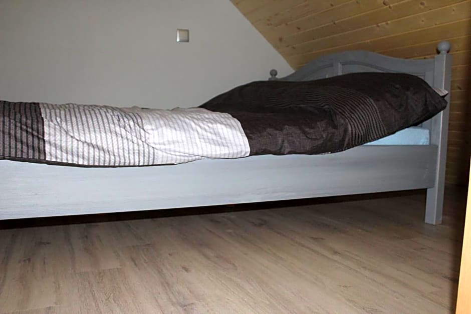 Domek letniskowy 8-osobowy nad jeziorem Wilczyńskim