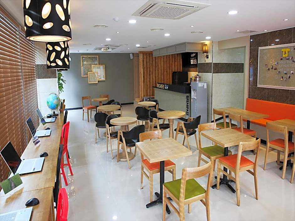 Jeju R Guesthouse