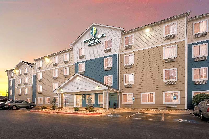 WoodSpring Suites Austin Northwest Research Blvd