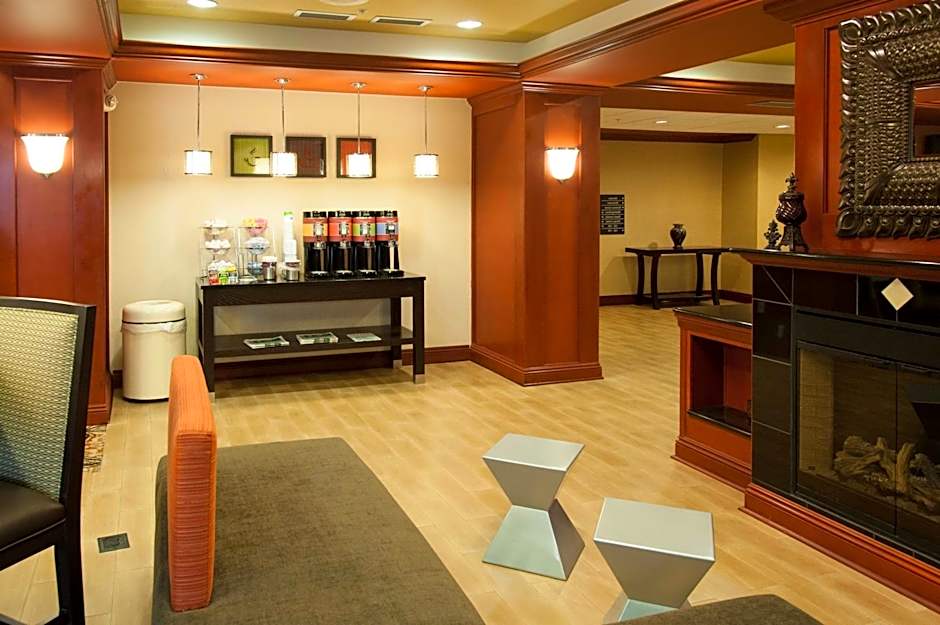 Hampton Inn By Hilton Enterprise