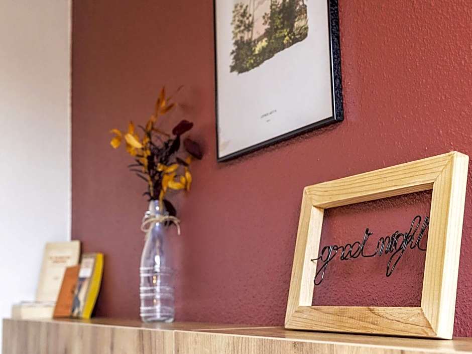 greet Hotel Castres Saix