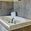 Cobblestone Inn & Suites - Carrington