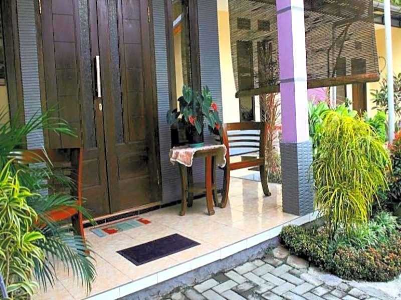 Photo 1 of 4 of Griya Sumber Rejeki Homestay