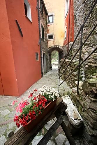 Borgo di Codeglia - Country Rooms