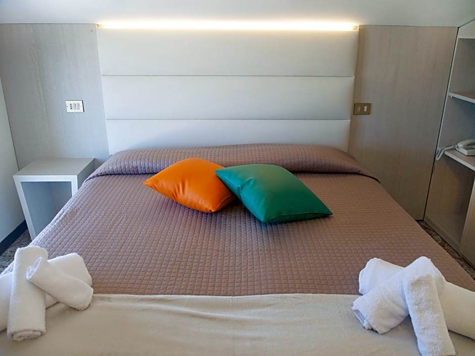 Riviera Mare Beach Life Hotel