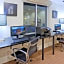 Holiday Inn Express Hotel & Suites Rogers By IHG