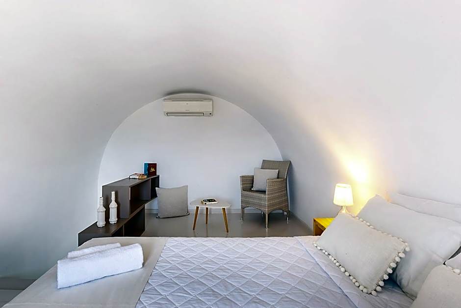 Memories Beach Hotel