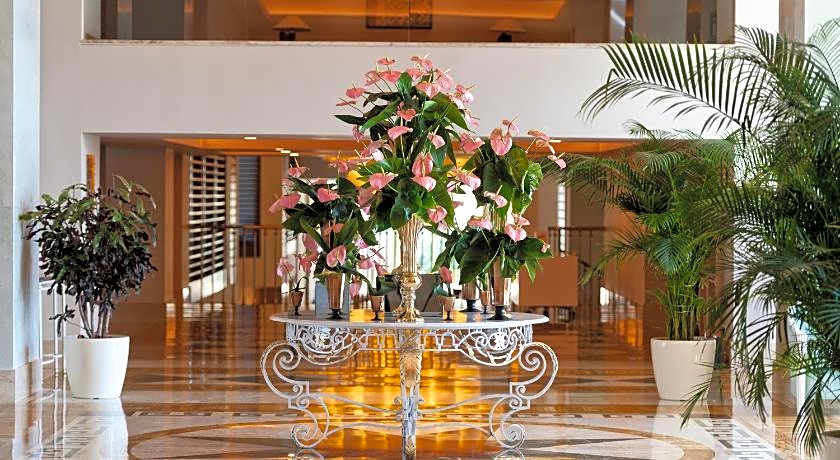 Arum Barut Collection - Ultra All Inclusive