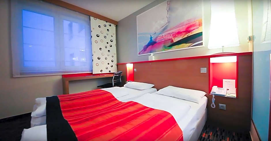 Royal Park Boutique Hotel