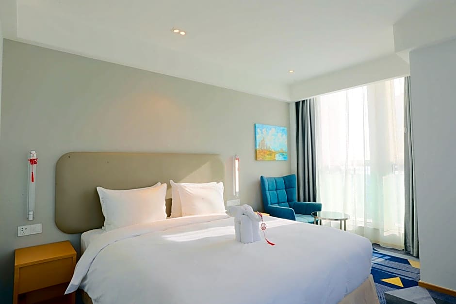 Holiday Inn Express Qingdao West Coast By IHG