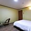 Happy Q Motel
