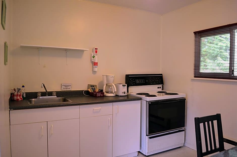 Seaside Villa Motel & RV Park