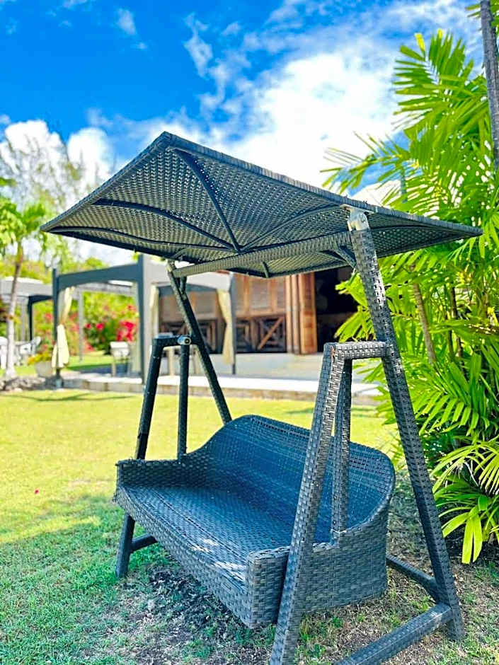 Résidence Le Vallon Guadeloupe Parc Piscine Appartements & Studios