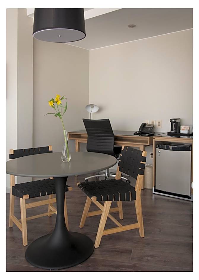 Casa Grande Suites