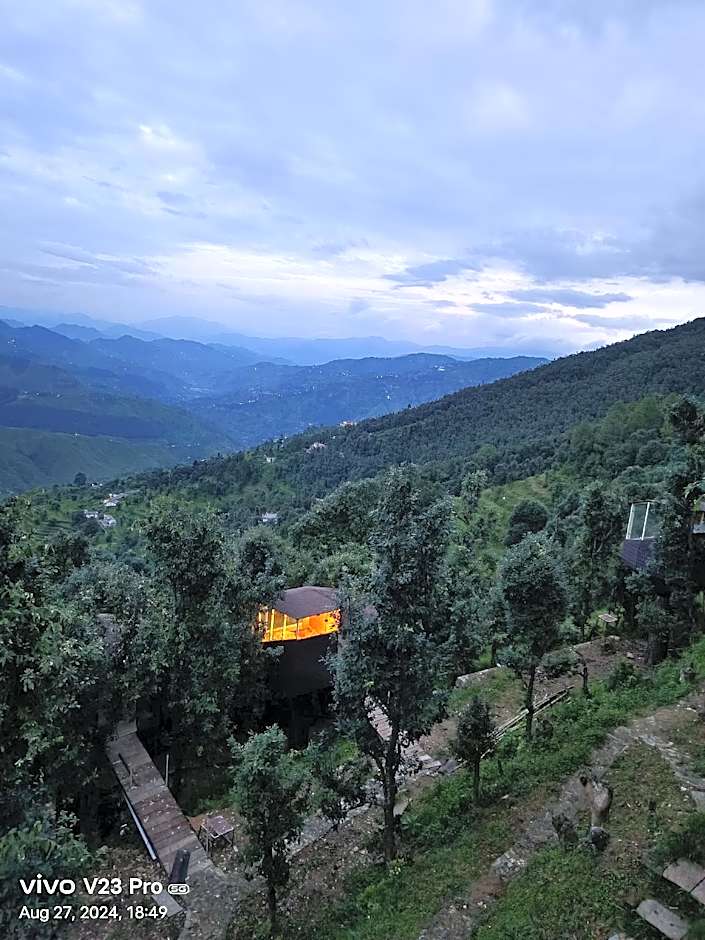 Treecasa Resort