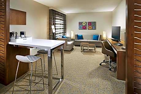 Junior Suite King Size Bed
