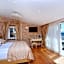 Jupiter Luxury Hotel