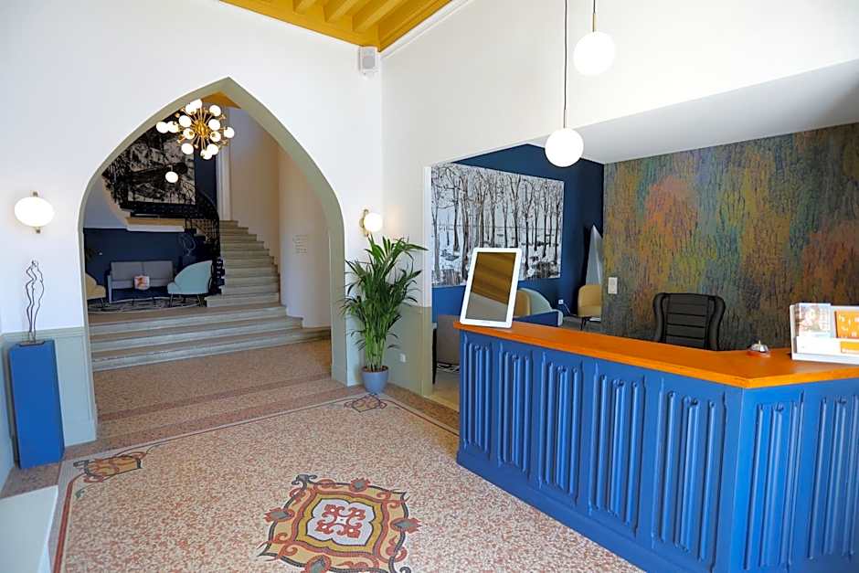 Hostellerie du Château des Fines Roches