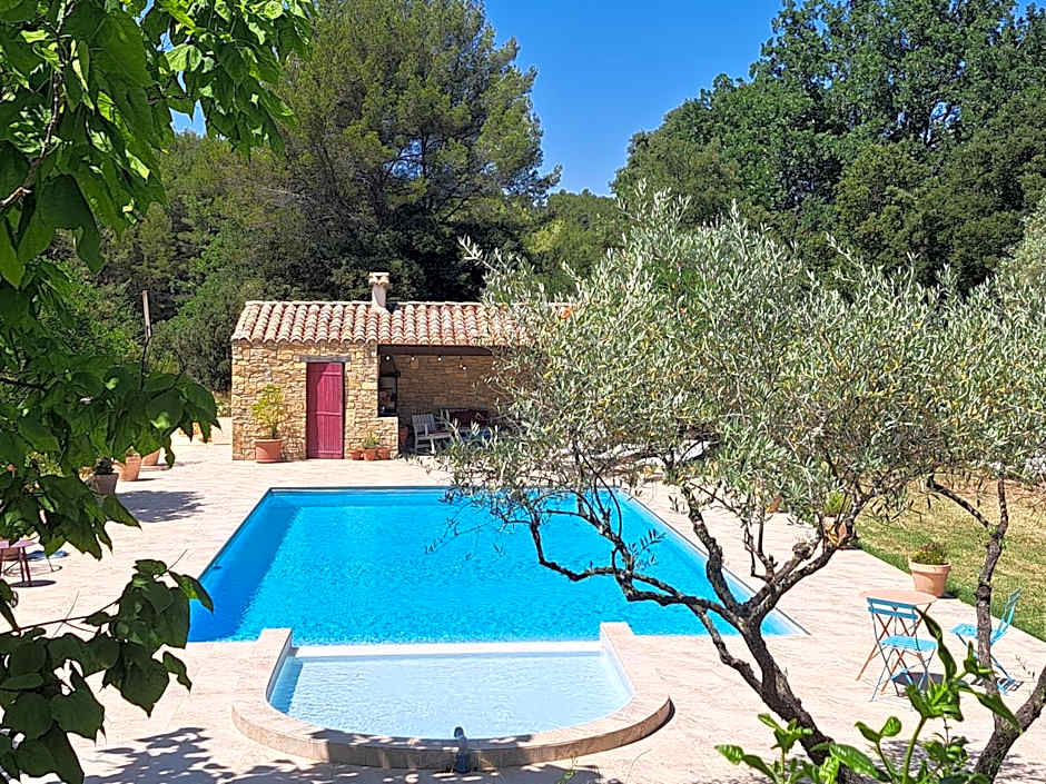 Gîtes Mas des rochers - Romance tropicale avec Spa