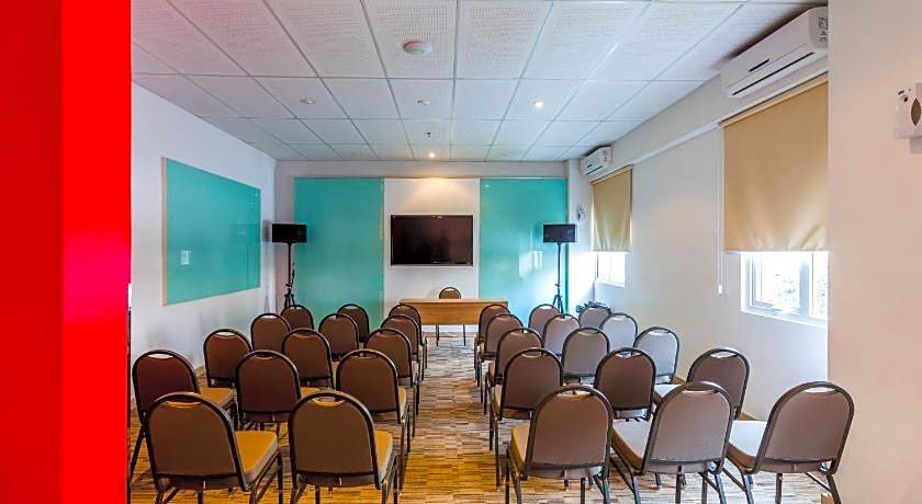 Monoloog Hotel Pekanbaru