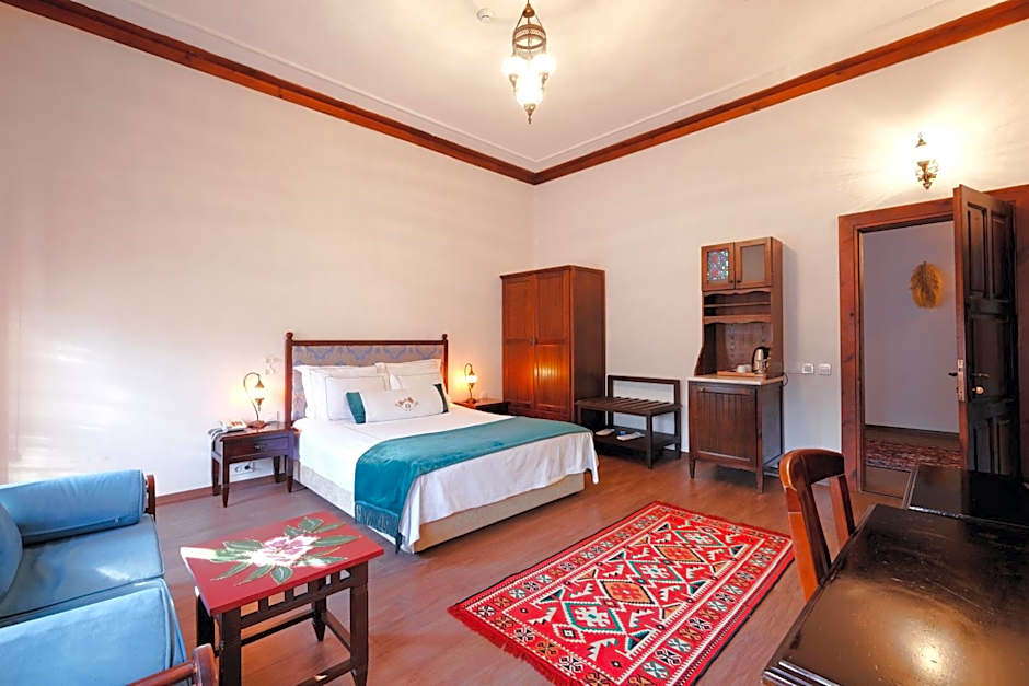 Otantik Hotel & Spa