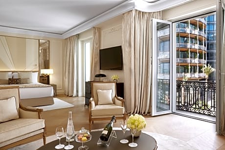 Junior Suite - city view
