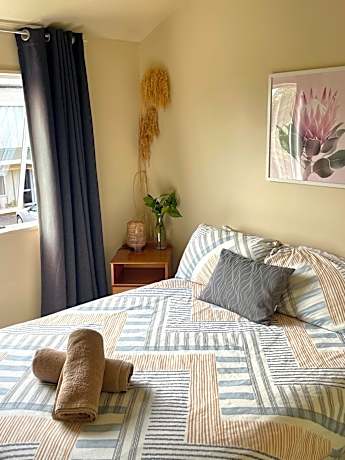 Budget Double Room with Shared Bathroom